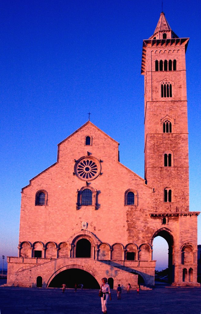 Cattedrale di Trani, Трани