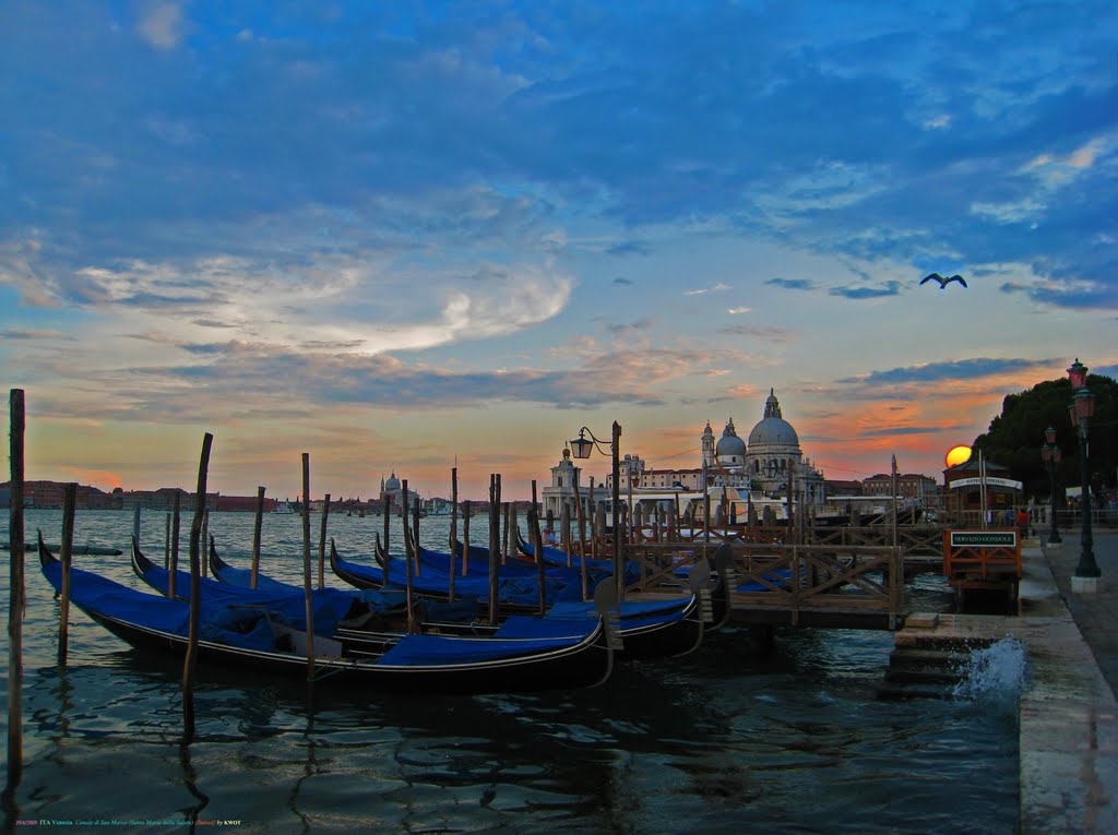 ITA Venezia Canale di San Marco (Santa Maria della Salute) {in the blue hour/sunset} by KWOT {Subtitle: Vulnerable to the Waves, the Sun sets finally in Venice but the Bird flies ~ its a Sunbeam of Hope for Survival by KWOT} ☆3rd PRIZE: 2010-12 Travel☆ ♥♡, Верона