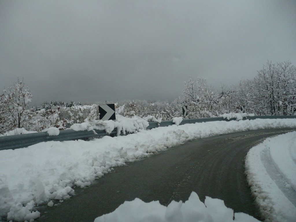 Neve - Via Paolo Borsellino 2, Косенца