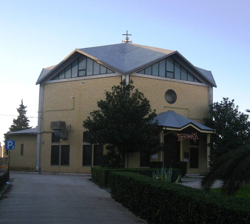 Chiesa, Аверса