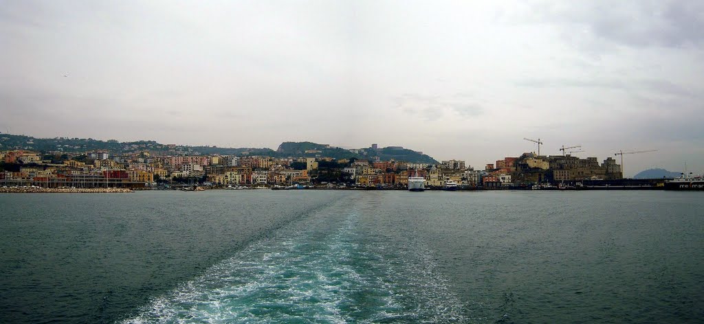 Panorama to Pozzuoli harbour, Поццуоли