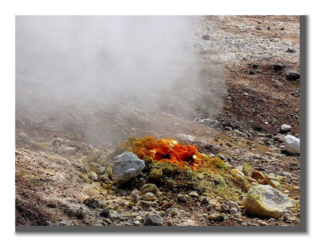 Vulkane 2: Solfatara Krater (Abluftstutzen der Hölle), Поццуоли