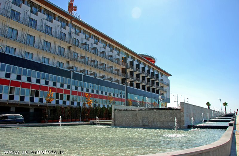 Grand Hotel Salerno, Салерно