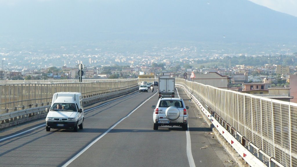 Highway near Pompei, Торре-Аннунциата