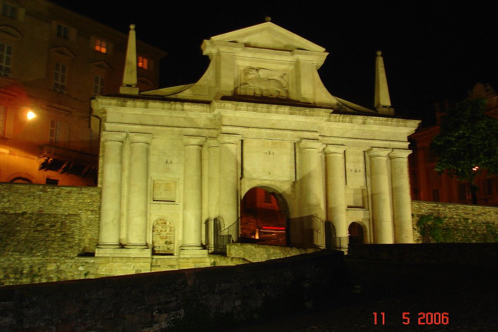 Bergamo - Portão de San Giacomo - Vilson Flôres, Бергамо