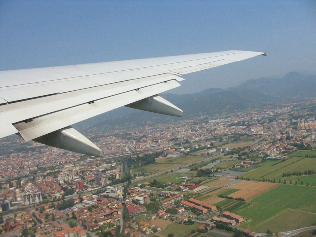 Bergamo, Italy, In Flight View, Бергамо