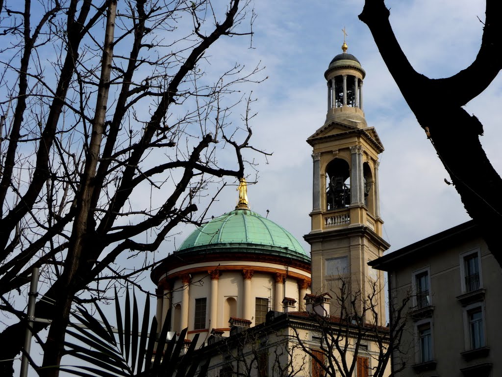 Cupola e campanile di Santa Maria Immacolata delle Grazie - Bergamo - GAP del 30/3/10, Бергамо