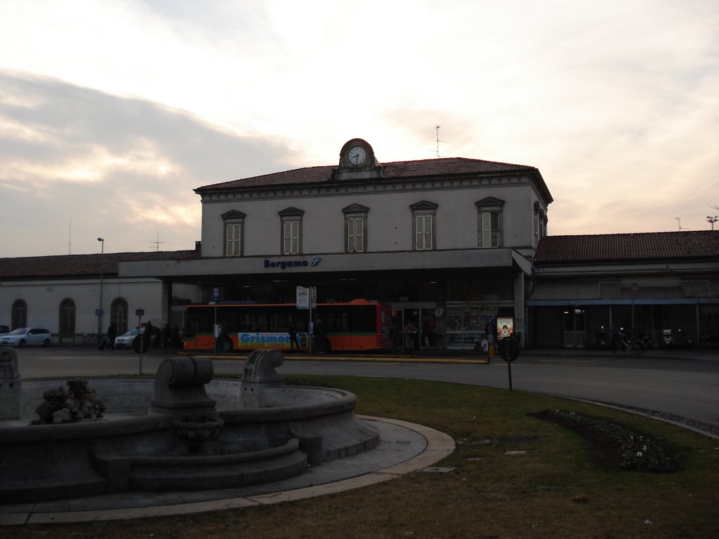 Stazione di Bergamo, Бергамо