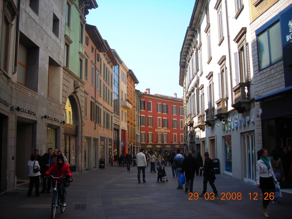 Bergamo, Via XX Settembre, Бергамо
