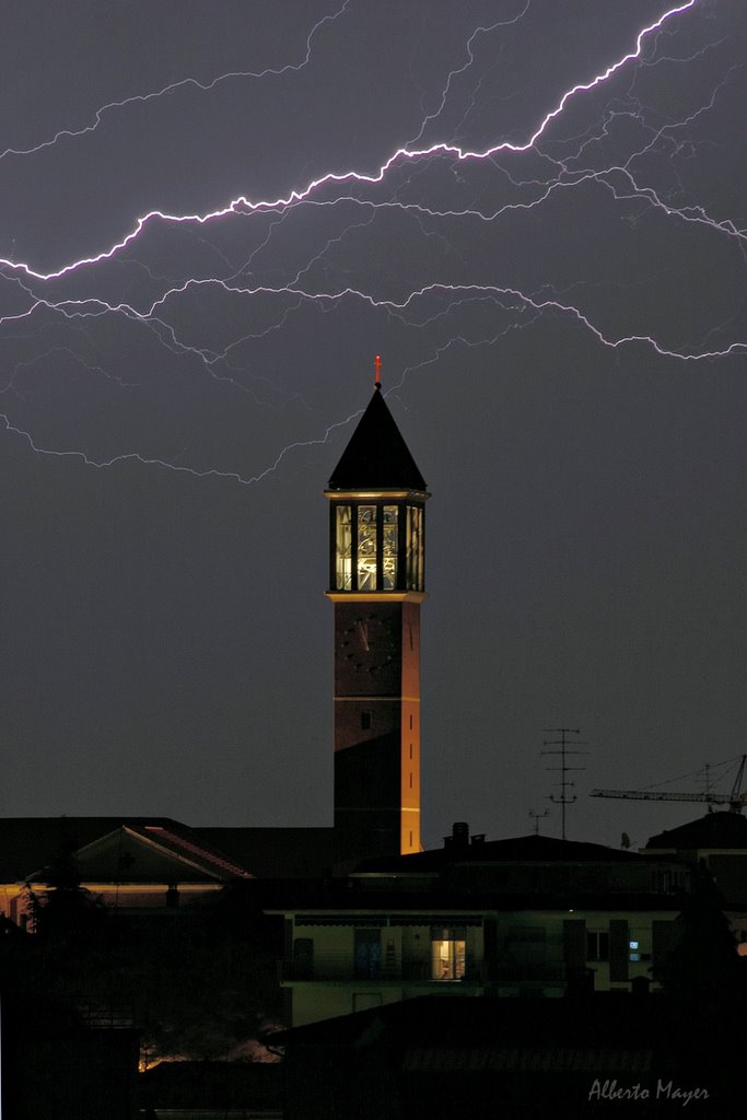 Lightning Church Tower, Бусто-Арсизио