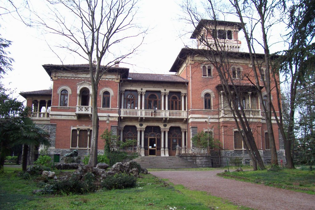 Villa Ottolini Tosi, Бусто-Арсизио
