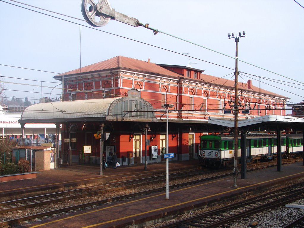 Varese Stazione Ferrovie Nord Milano (dic2007), Варезе