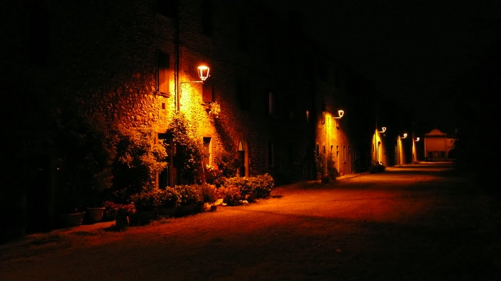 Via Castello Cavernago, Леччо