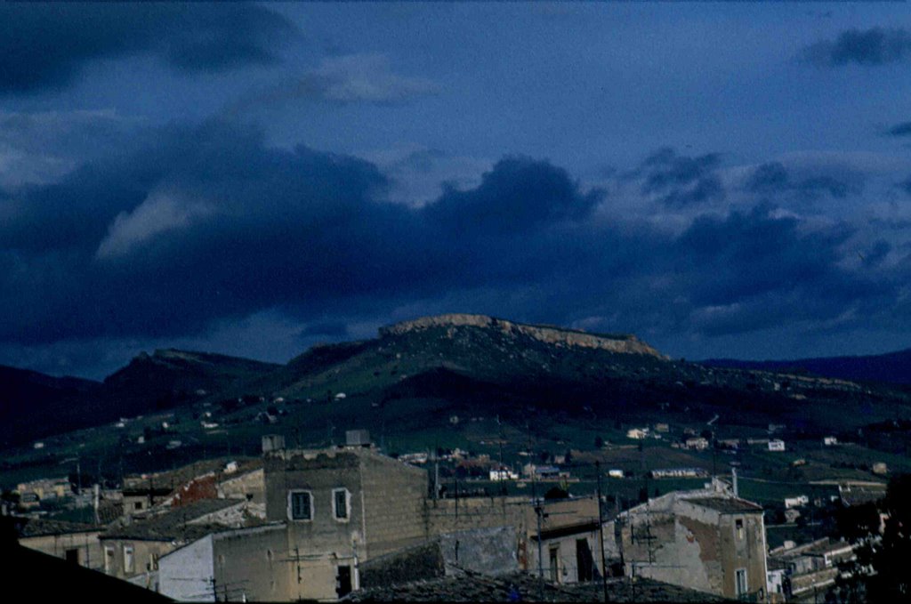 caltanissetta panorama, Калтаниссетта