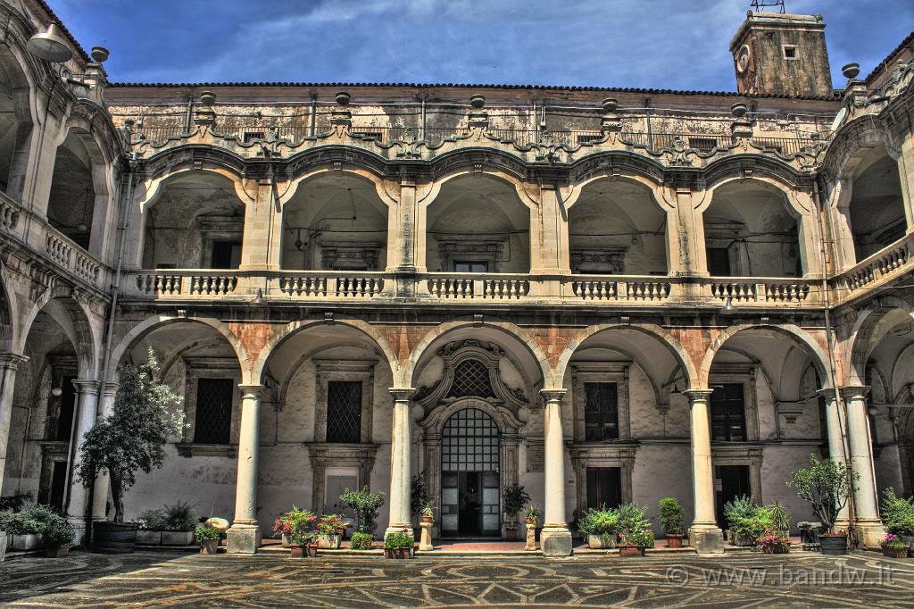 Catania - Chiostro dei Gesuiti, Катания