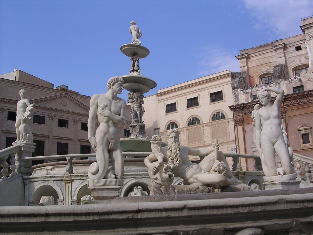 Palermo: piazza Pretoria, Палермо