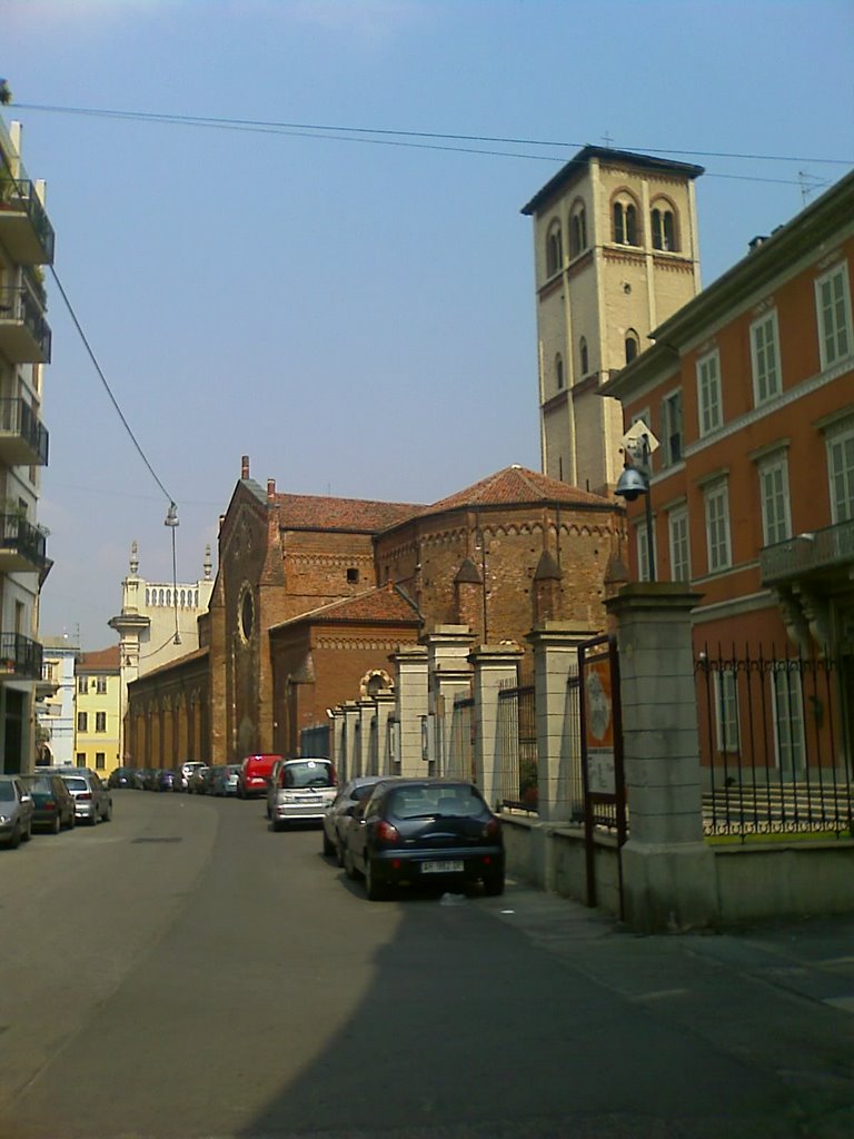 Chiesa di S.Agnese e Museo Borgogna, Верцелли