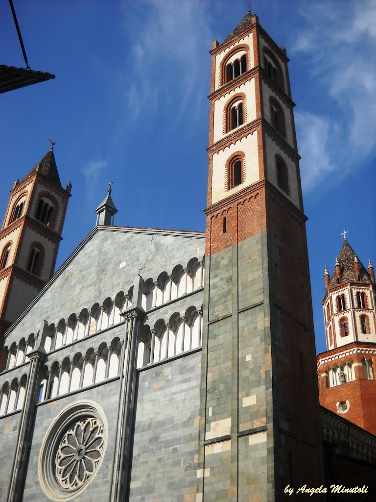 Basilica di SantAndrea - Vercelli, Верцелли