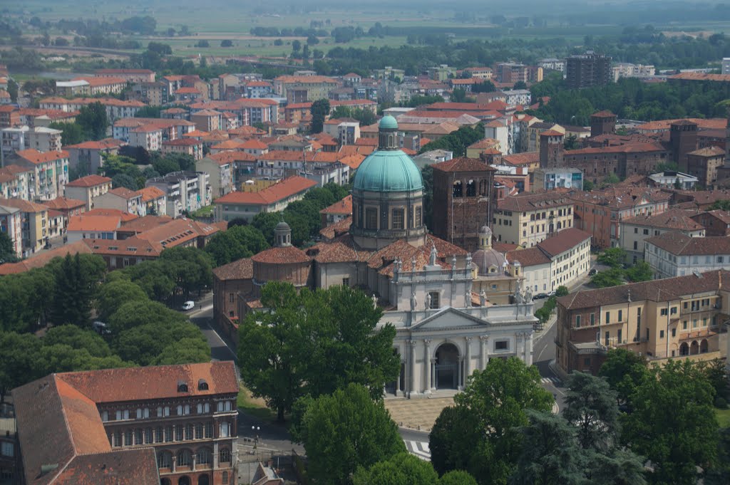 Duomo - aerial shot, Верцелли