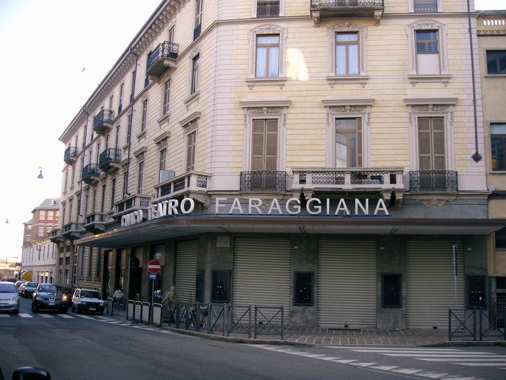 Novara Teatro Faraggiana, Новара