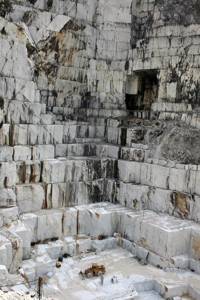 Marmo Carrara, Каррара