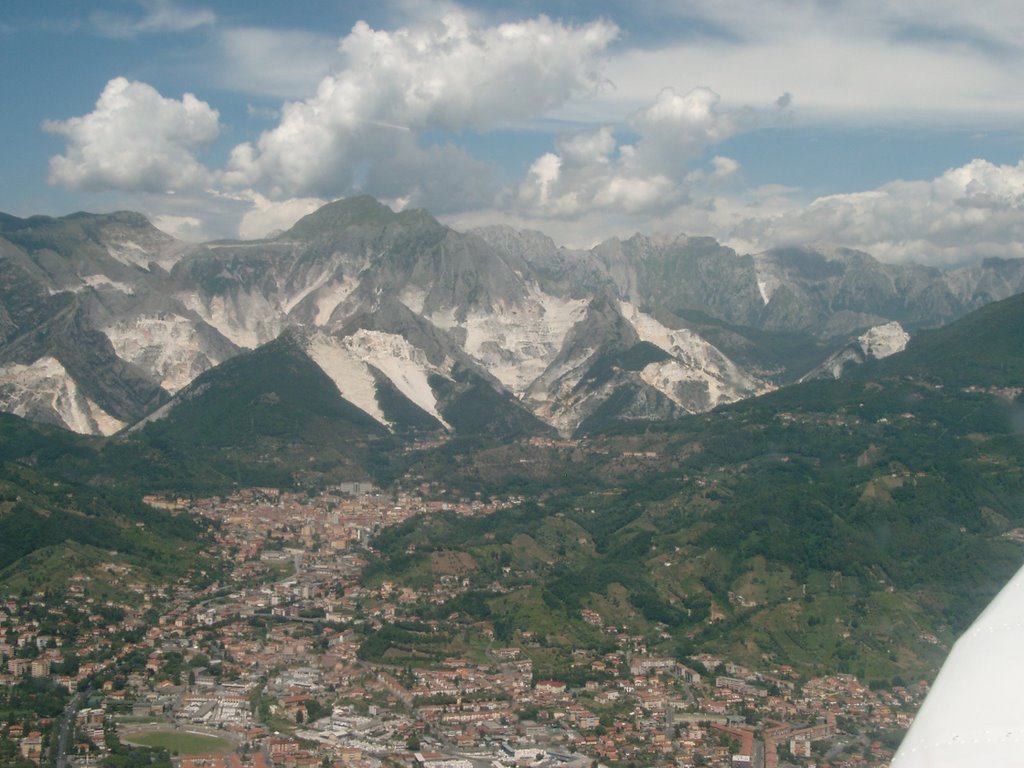 Carrara e le cave di marmo, Каррара