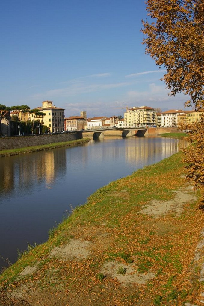 Rio Arno em Pisa, Пиза