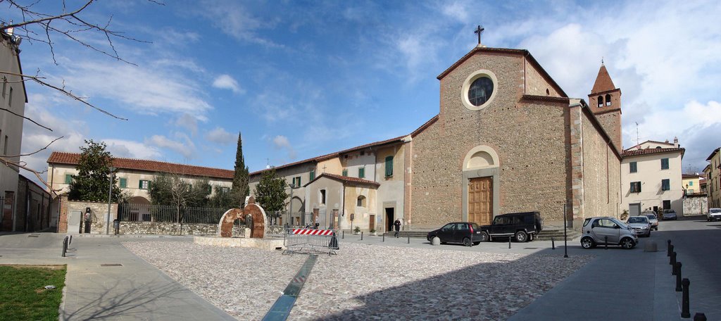 Prato: Piazza Sant Agostino, Прато