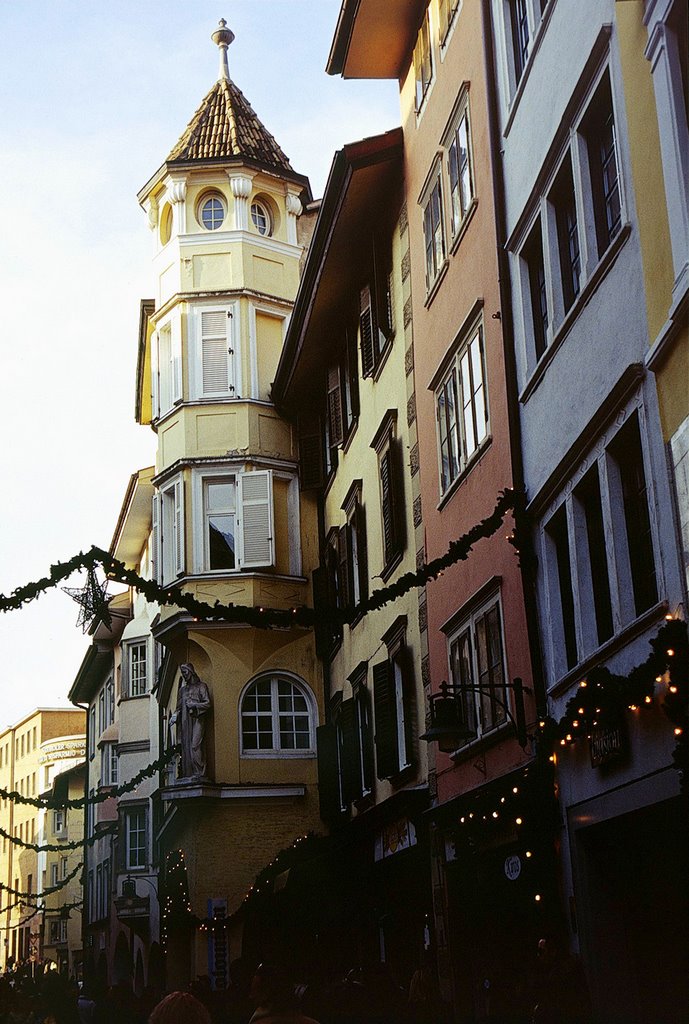 Bolzano, torre, dicembre 2001, Больцано