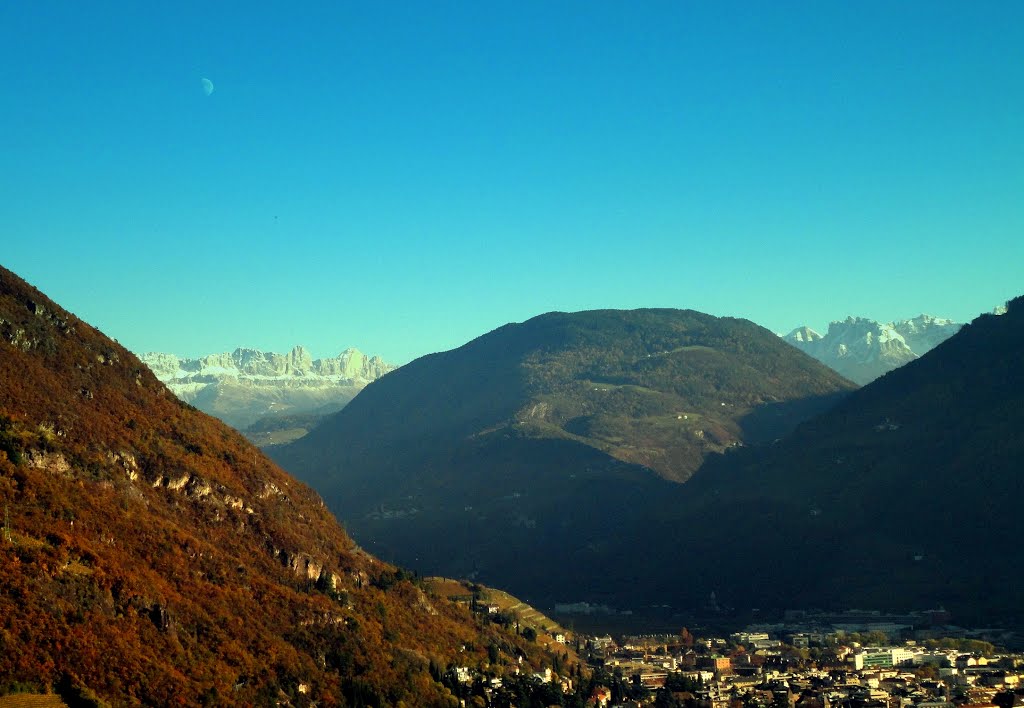Bolzano - la porta delle Dolomiti, Больцано