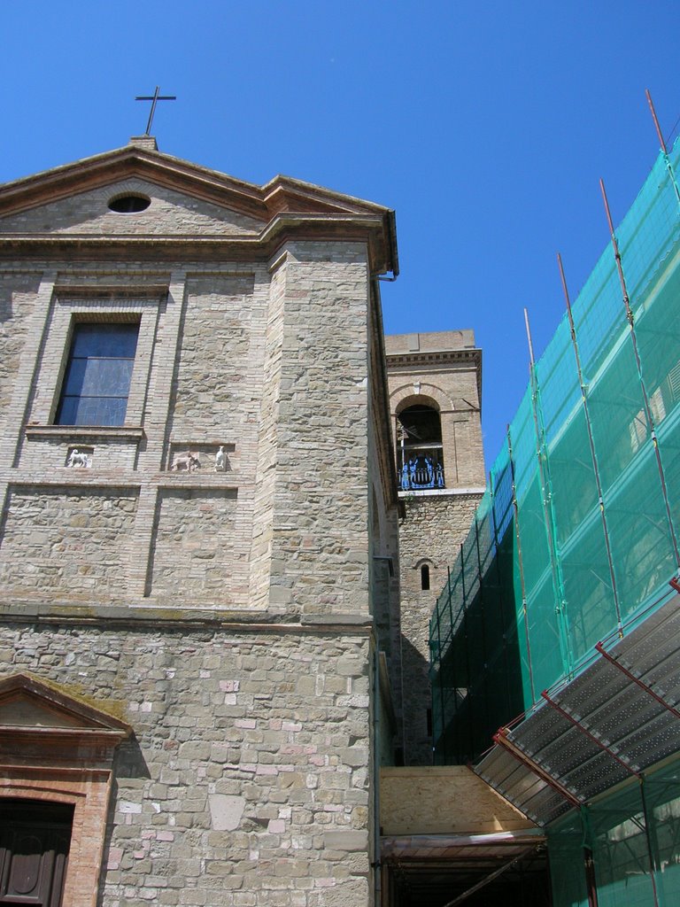 Gualdo Cattaneo (PG) - La chiesa, Перуджиа