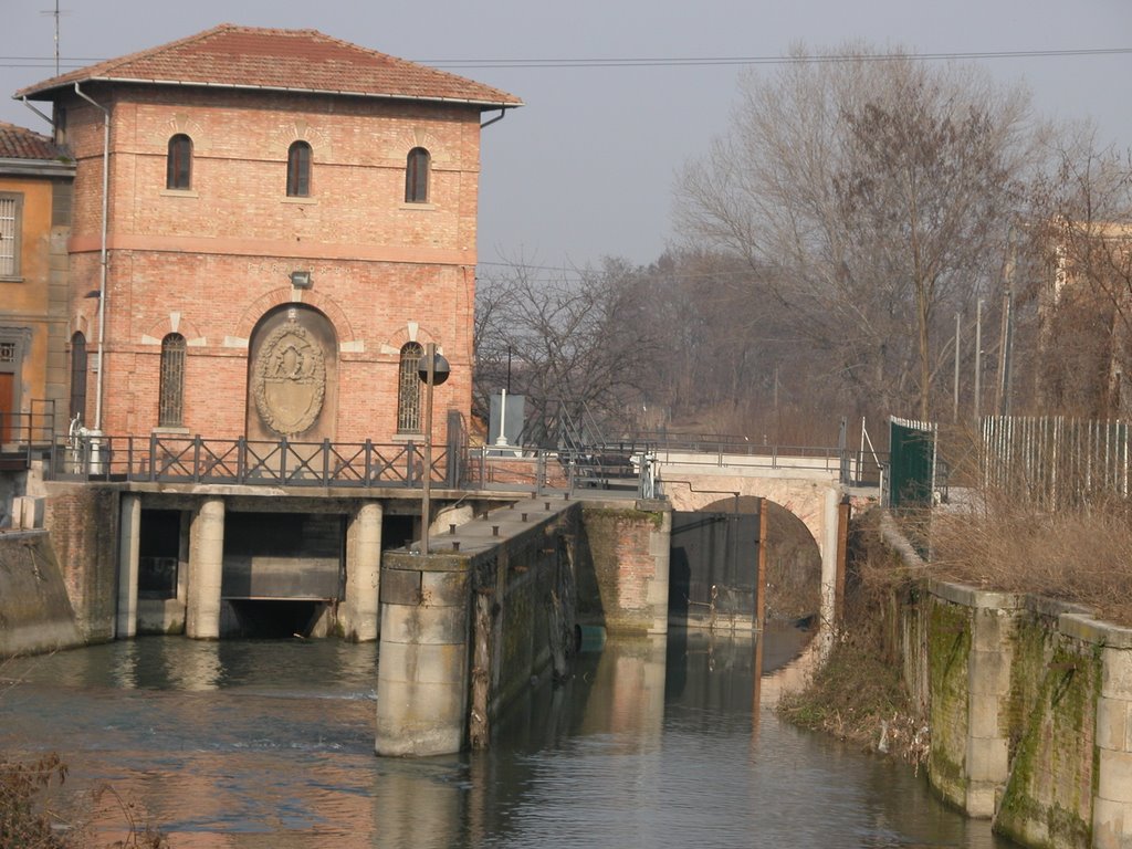 Casa di Manovra del Sostegno "Battiferro", Canale Navile, Болонья