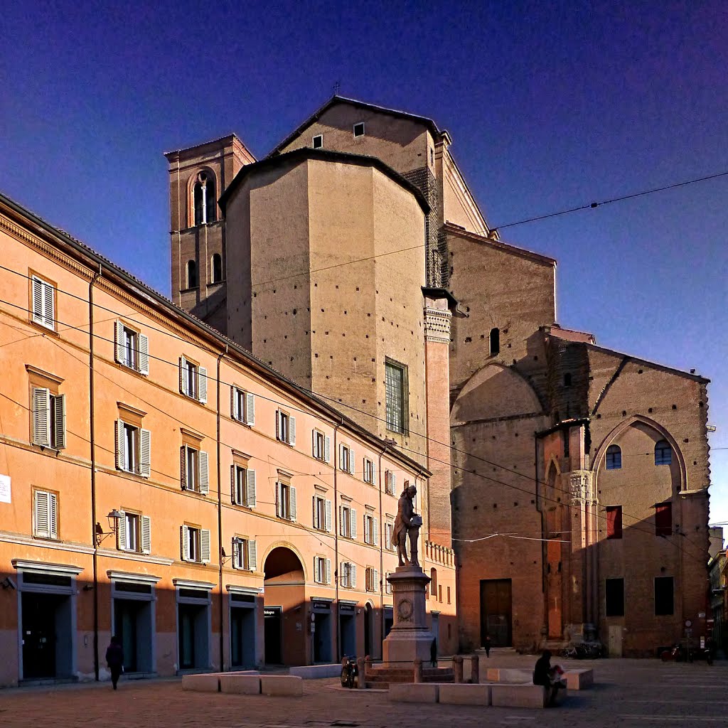 Bologna, Galvani e San Petronio, Болонья