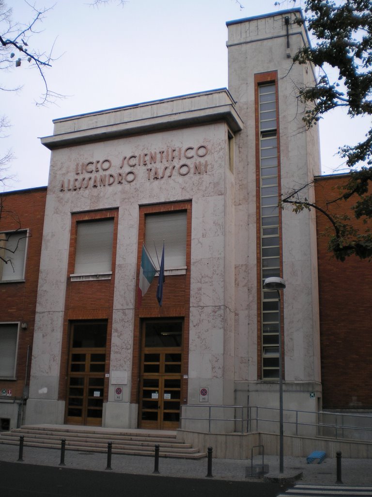 Liceo Scientifico "Alessandro Tassoni", Модена