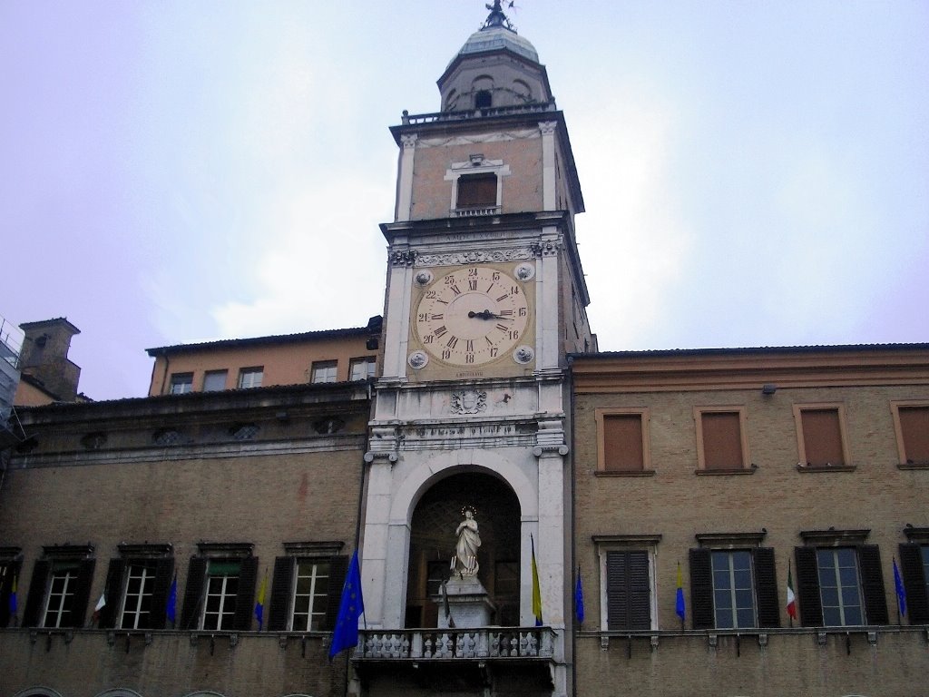 Modena-Torre dellorologio, Модена