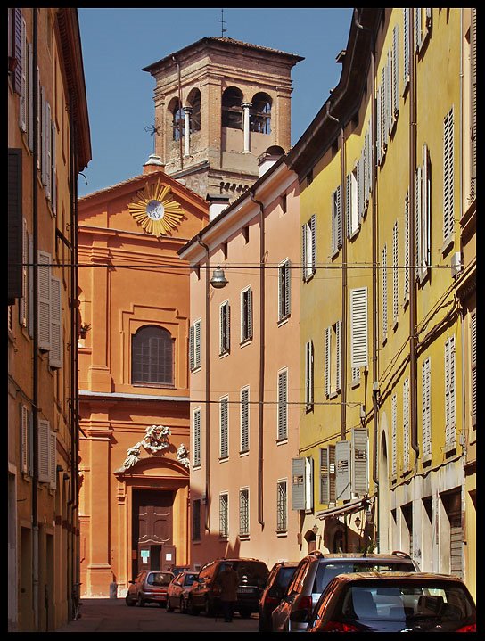 Modena - Via Ruggera e Chiesa di S.Barnaba, Модена