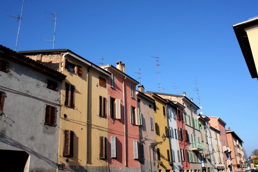 Parma via Saffi, Парма