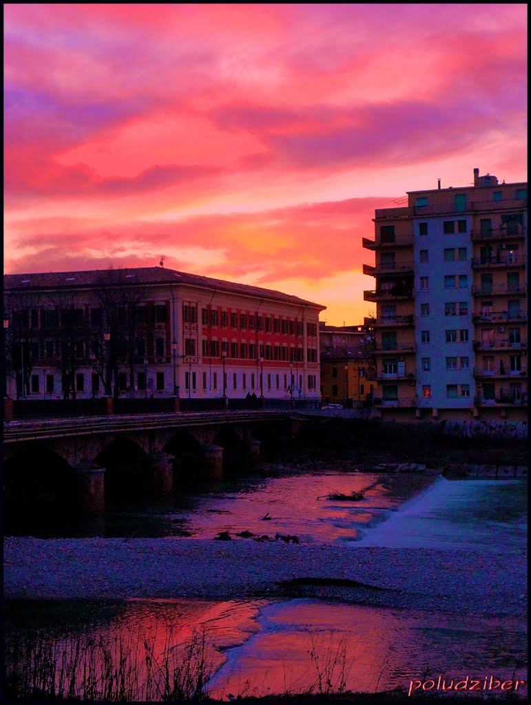 Parma sunset, Парма