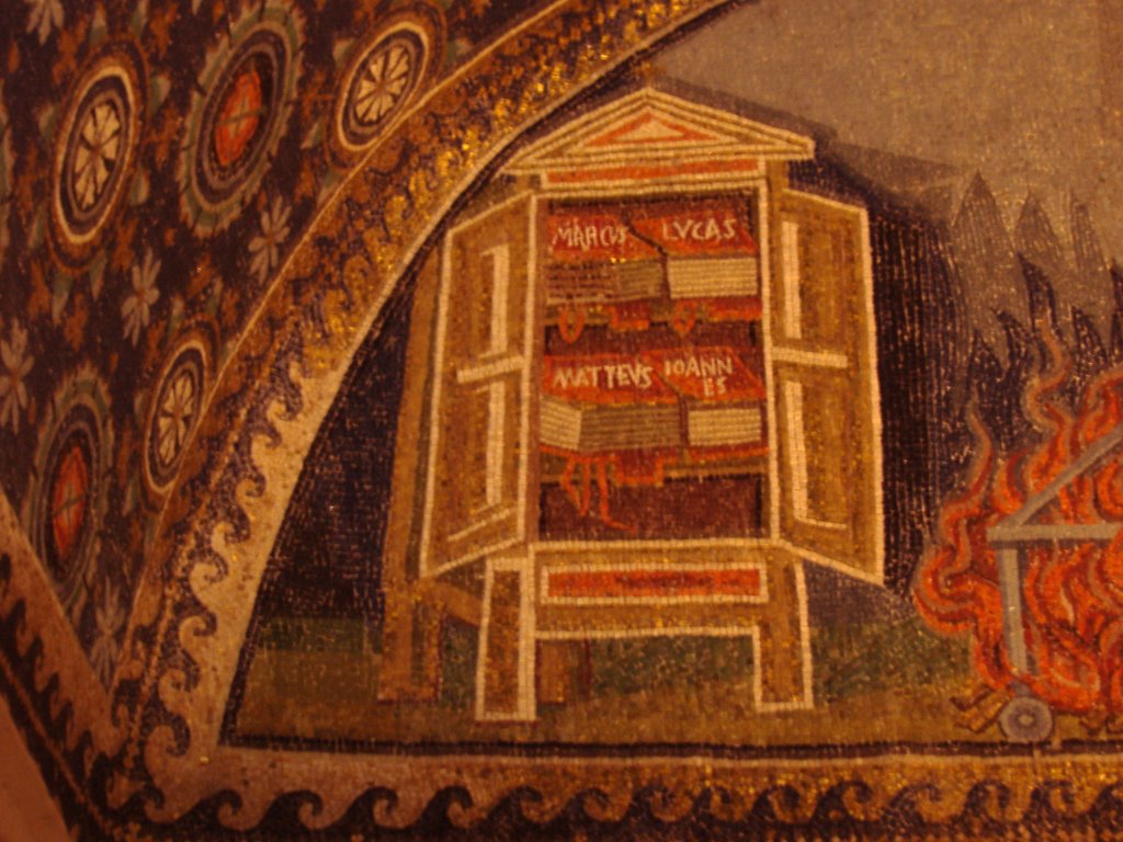 Mausoleo di Galla Placidia - Mosaico dei 4 vangeli - Ravenna, Равенна