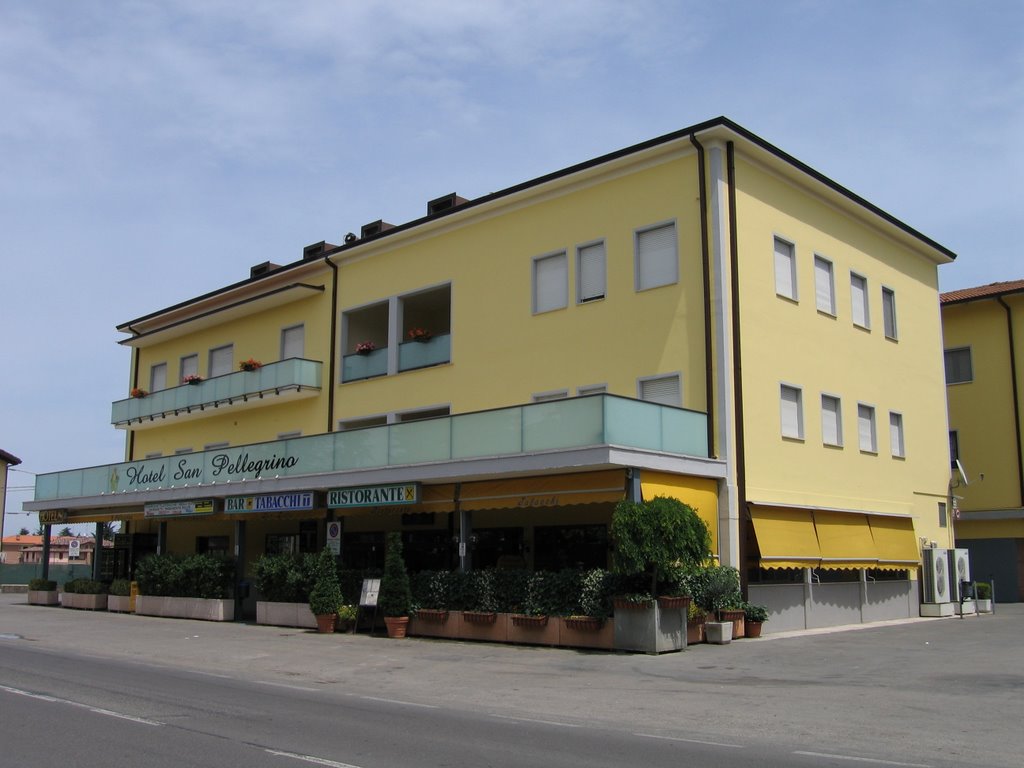 Hotel San Pellegrino - Spilamberto, Фенца