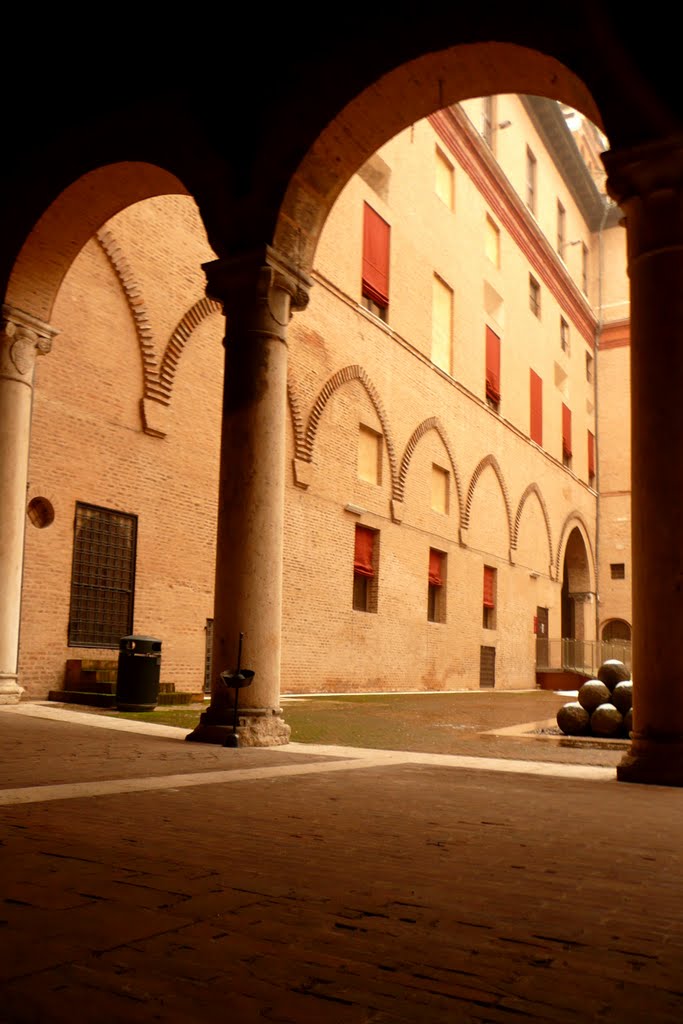 Castello Estense di Ferrara, Феррара