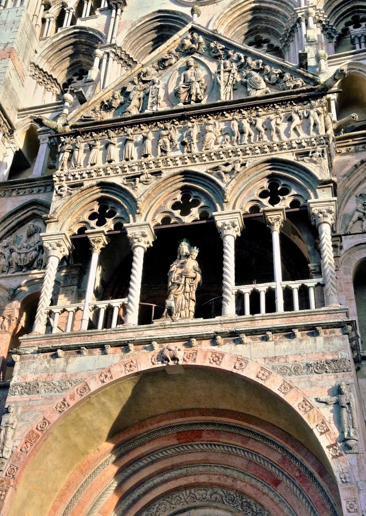 Particolare della Cattedrale di Ferrara, Феррара