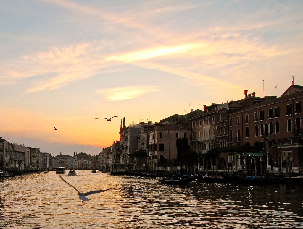Romantic evening.. Venice, Italy.. by geotsak {Honorable mention April 11}, Венеция