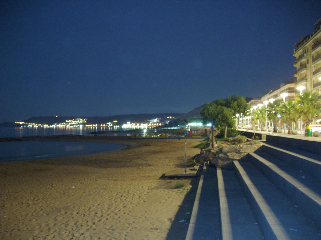 la spiaggia di notte, Кротоне