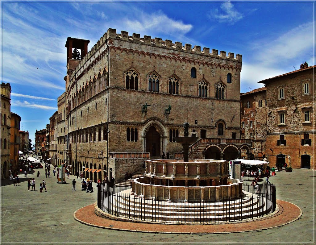 Palazzo dei Priori und Fontana Maggiore in Perugia, Перуджа
