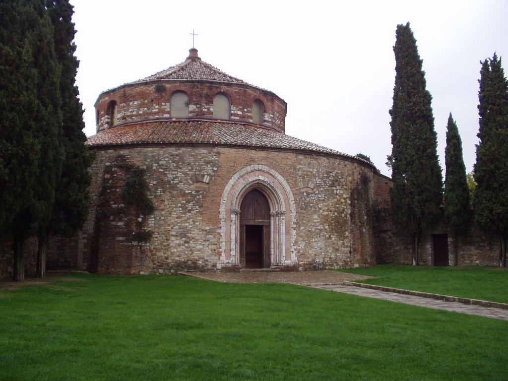 Perugia - La Chiesa paleocristuiana di S.Angelo, Перуджа