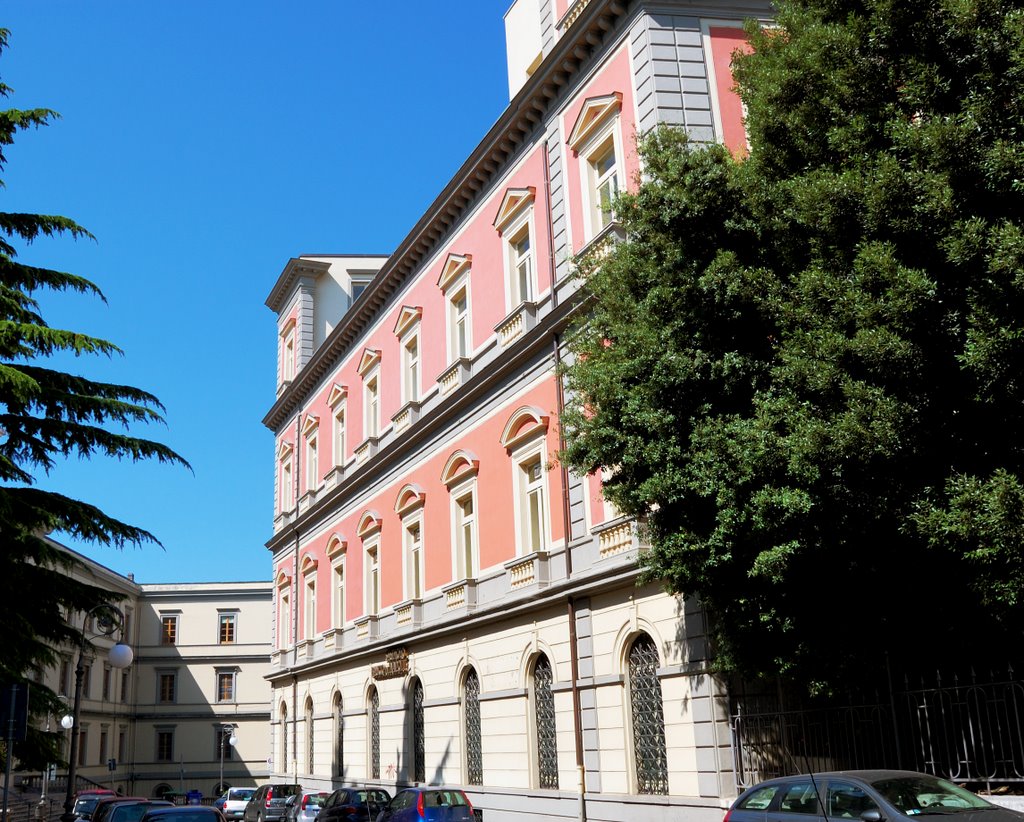 Potenza, lex sede del Banco di Napoli, Потенца