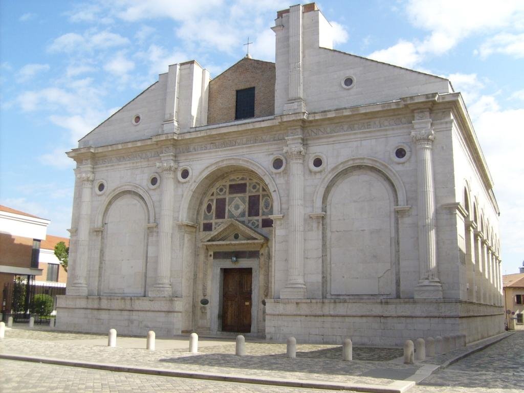 Rimini: Tempio Malatestiano by Leon Battista Alberti, Римини