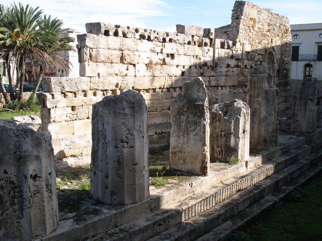 Tempio di Apollo costruito dai colonizzatori greci nel VI° secolo a.c. - Siracusa -*, Сиракуза