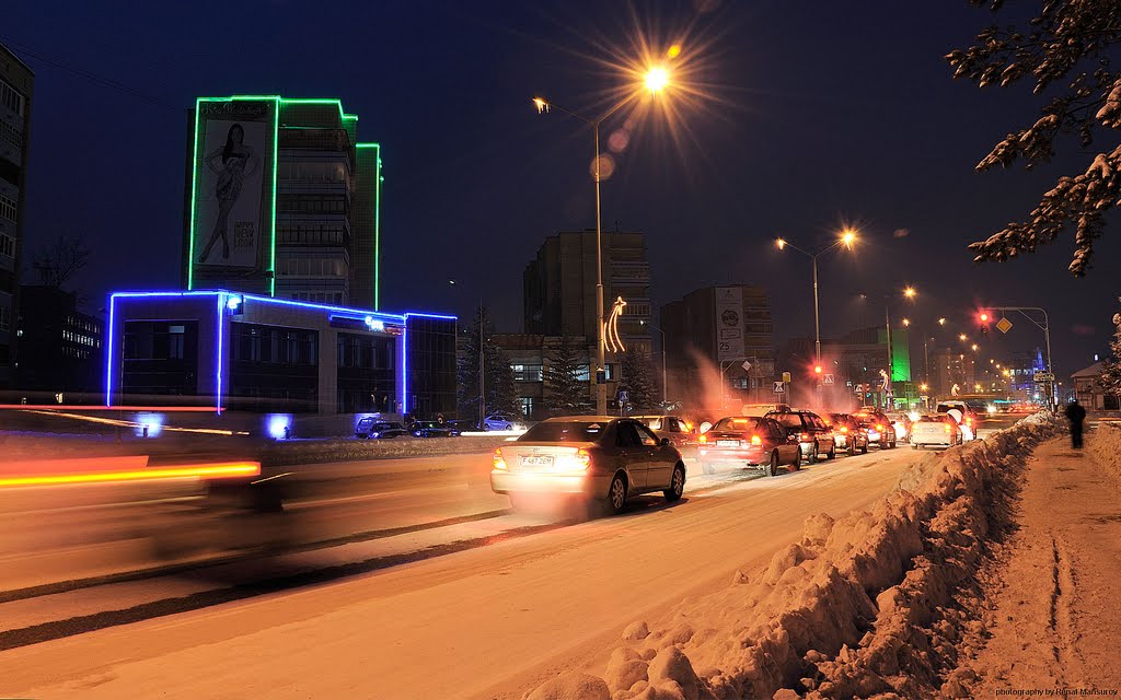 ночной проспект победы, Усть-Каменогорск
